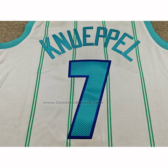 Maglia Charlotte Hornets Kon Knueppel No 7 Association 2025-26 Bianco